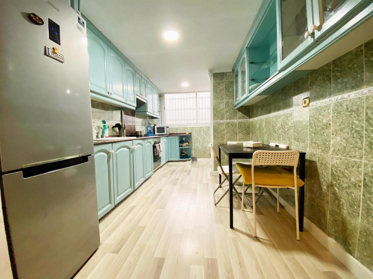 Valencia Guest Rooms Near The Beach In Shared Apartment Luaran gambar